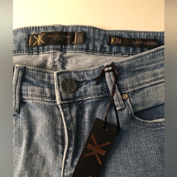 Kim kardashian curvy straight jeans. - Picture 3 of 5